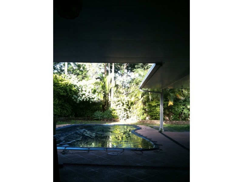 ron penhaligon way, Robina QLD 4226