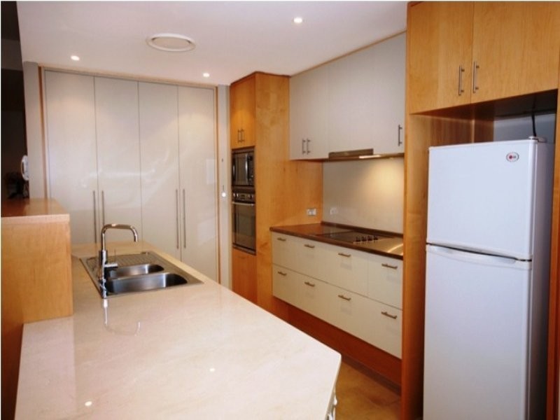 The Esplanade, Cotton Tree QLD 4558
