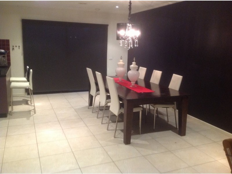 Orlando Drive, Roxburgh Park VIC 3064