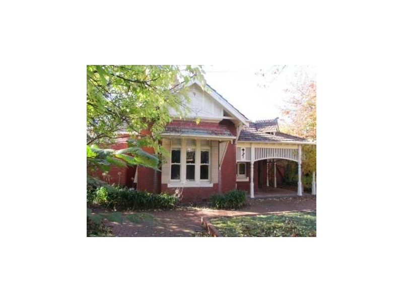 Burke Rd, Malvern East VIC 3145