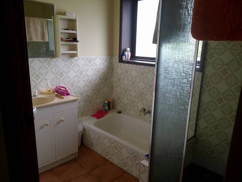 Anembo street, Chevron Island QLD 4217