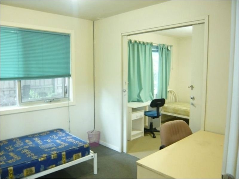 Bennett St, Burwood VIC 3125