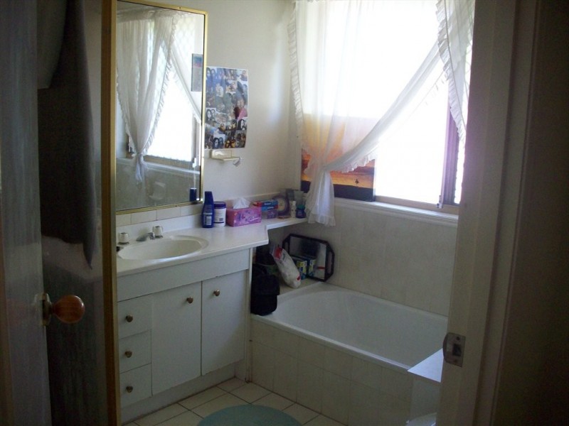 Killarney Ave, Robina QLD 4226