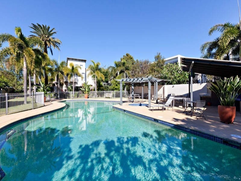 Oxlade Drive, New Farm QLD 4005