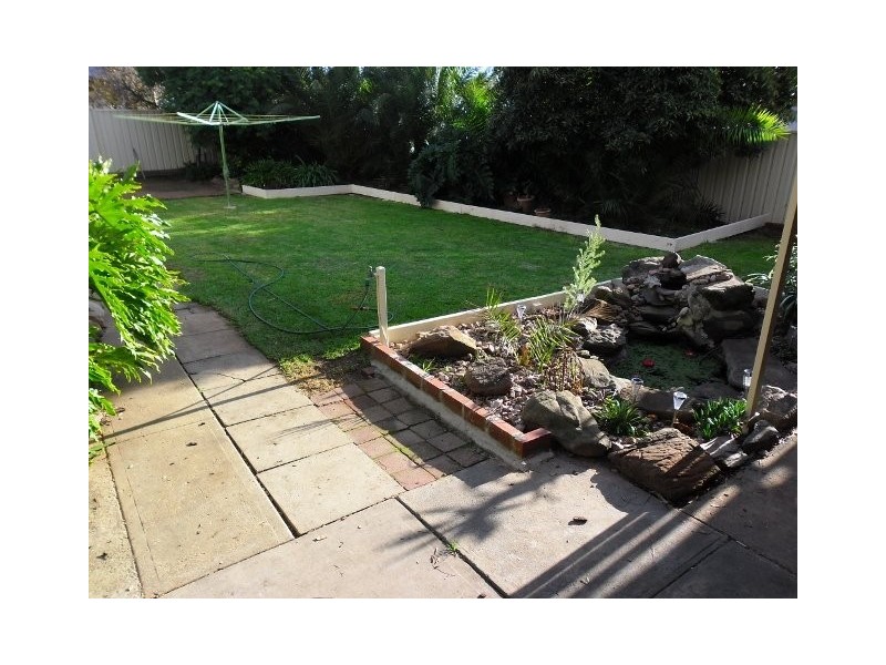 barnabas crescent, Christie Downs SA 5164