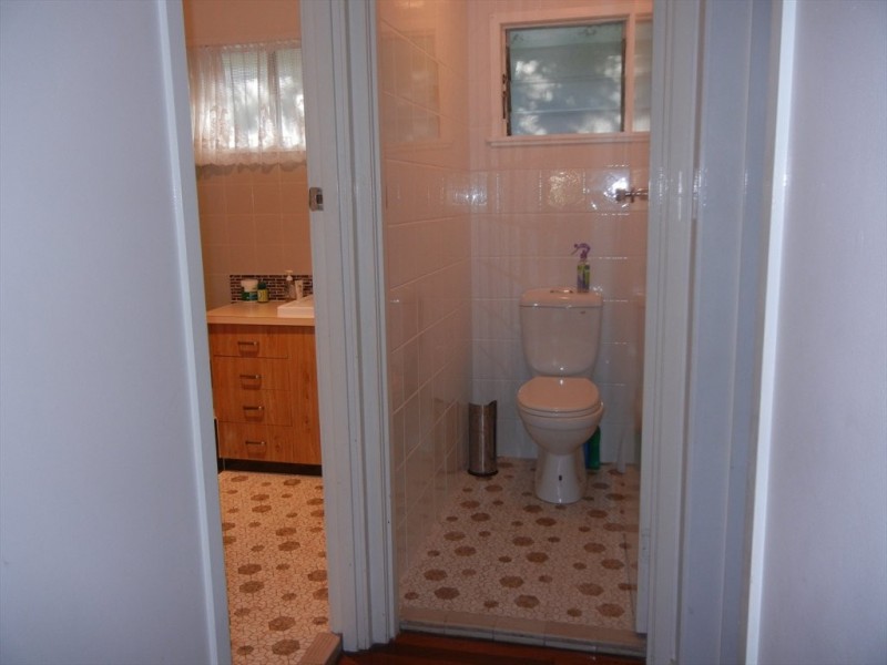 Foinaven, Kenmore QLD 4069