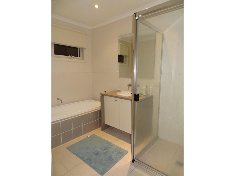 turnstone drive, Point Cook VIC 3030