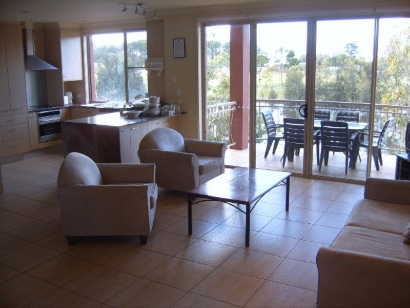 University Drive, Robina QLD 4226