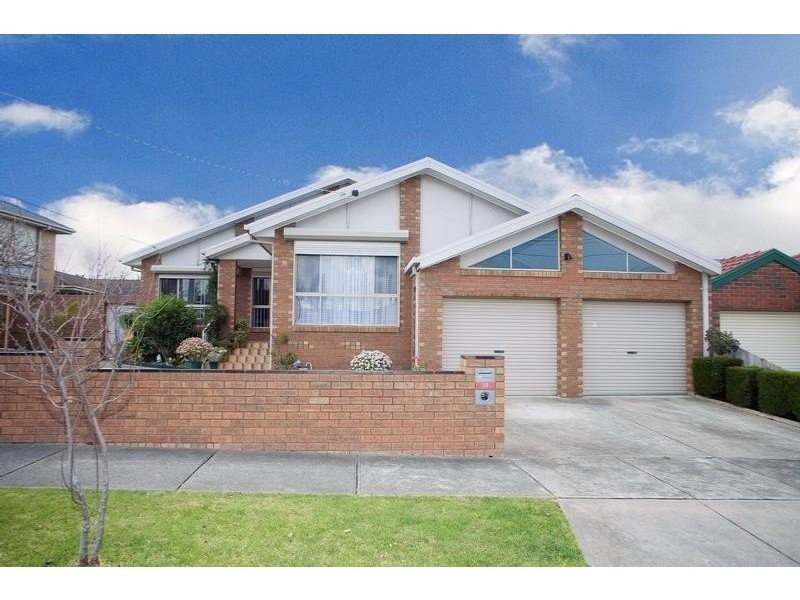 pandora ave, Thomastown VIC 3074
