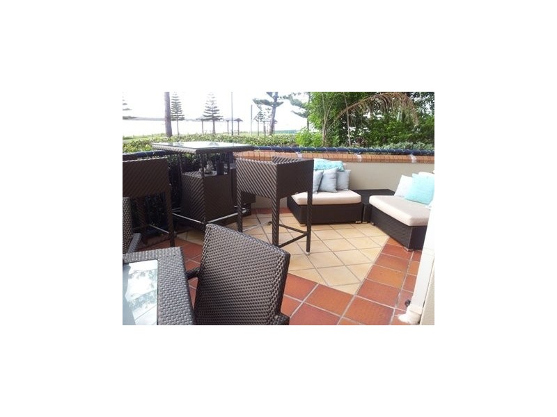 Marine Parade, Biggera Waters QLD 4216
