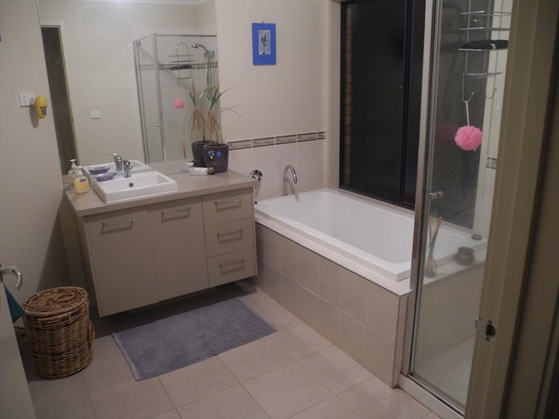 Chrysalis Ave, Tarneit VIC 3029