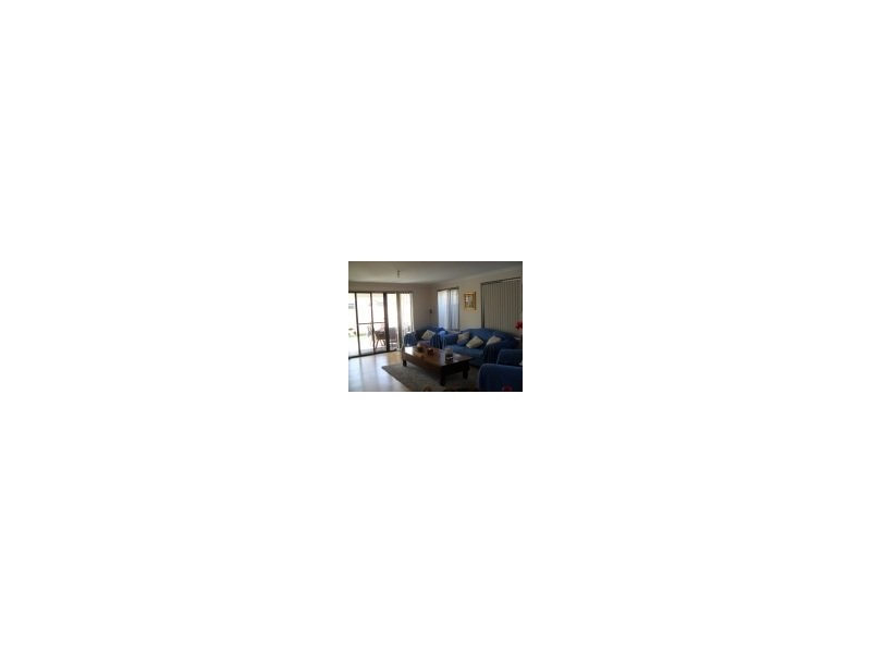 Davilak ave, Hamilton Hill WA 6163