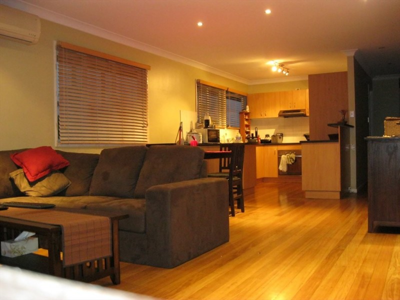 Mann st, Westcourt QLD 4870