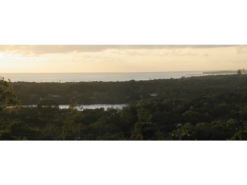 Bione avenue, Banora Point NSW 2486