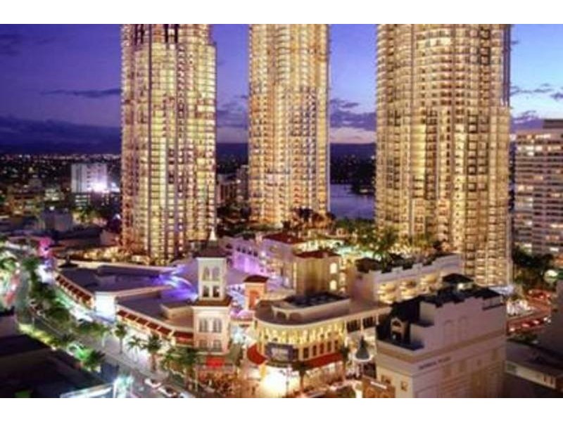 ferny avenue, Surfers Paradise QLD 4217