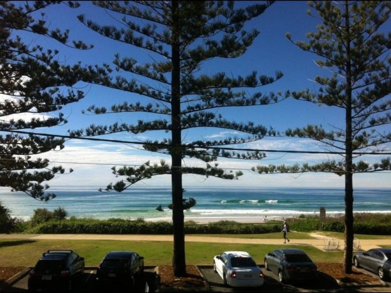 Marine parade, Miami QLD 4220