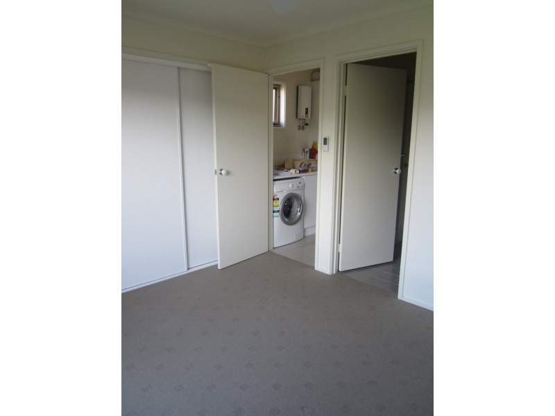 Anthony Rolfe ave, Gungahlin ACT 2912