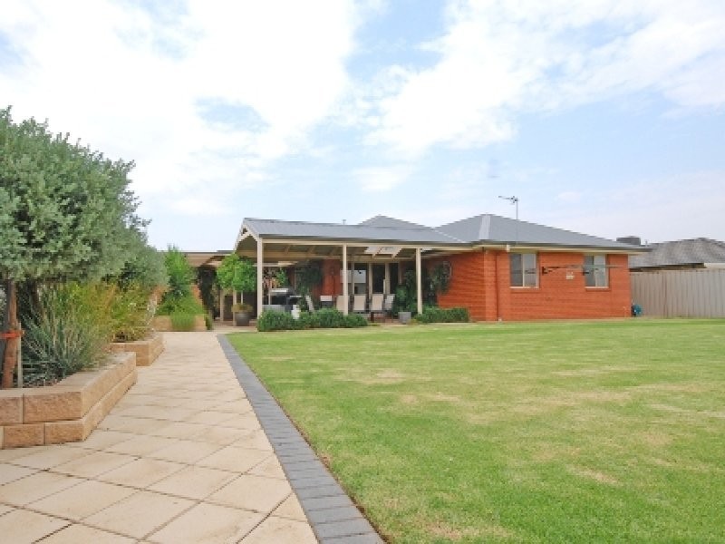 Birri Place, Glenfield Park NSW 2650
