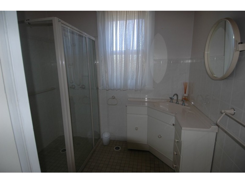 Darlow Street, Wagga Wagga NSW 2650