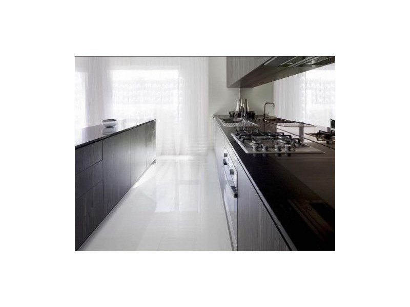 North Hill Drive, Robina QLD 4226