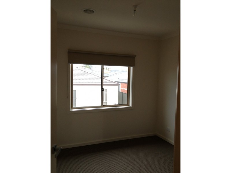 kincaid drive, Mernda VIC 3754