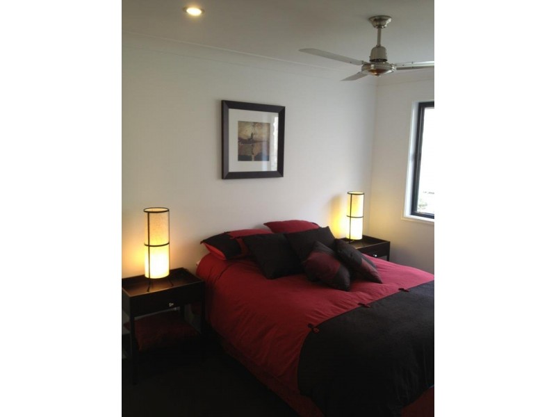 Ellenborough Avenue, Ormeau Hills QLD 4208