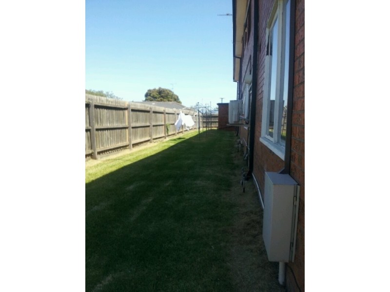 Rooney street, Maidstone VIC 3012