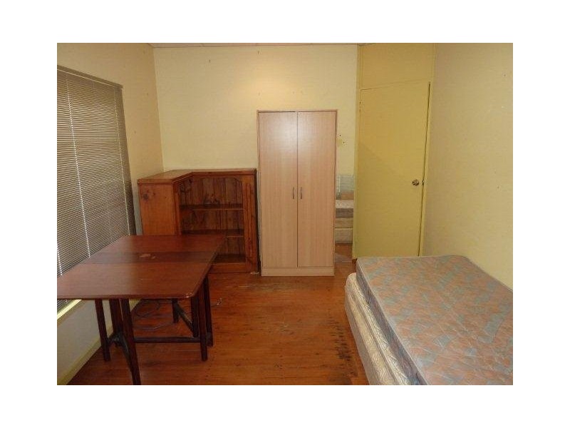 Meredith Street, Queanbeyan NSW 2620