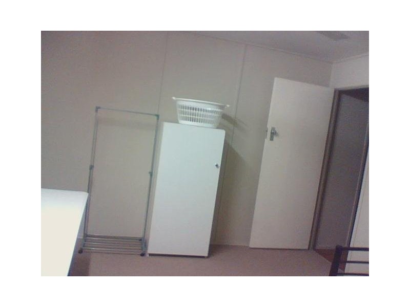 edison street, Wulguru QLD 4811