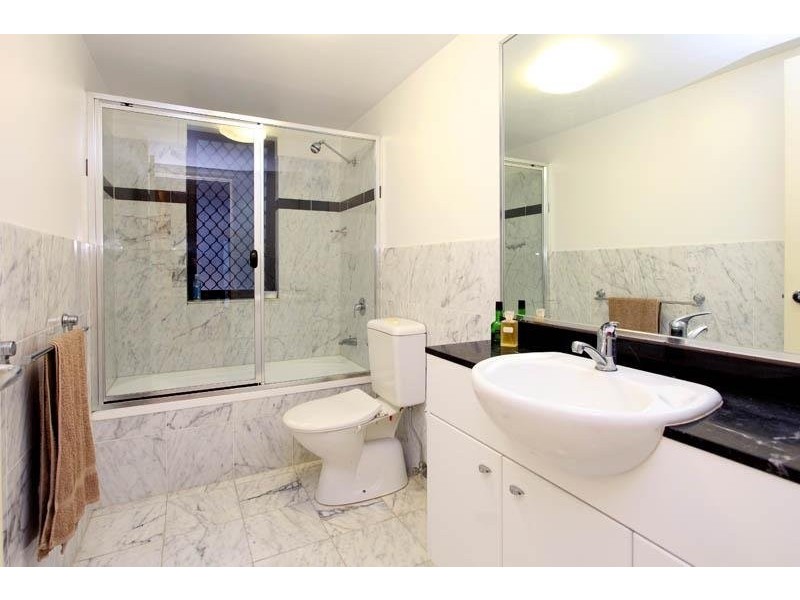 main street, Kangaroo Point QLD 4169