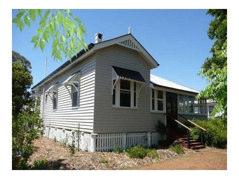 12 Cherry Street, Toowoomba QLD 4350