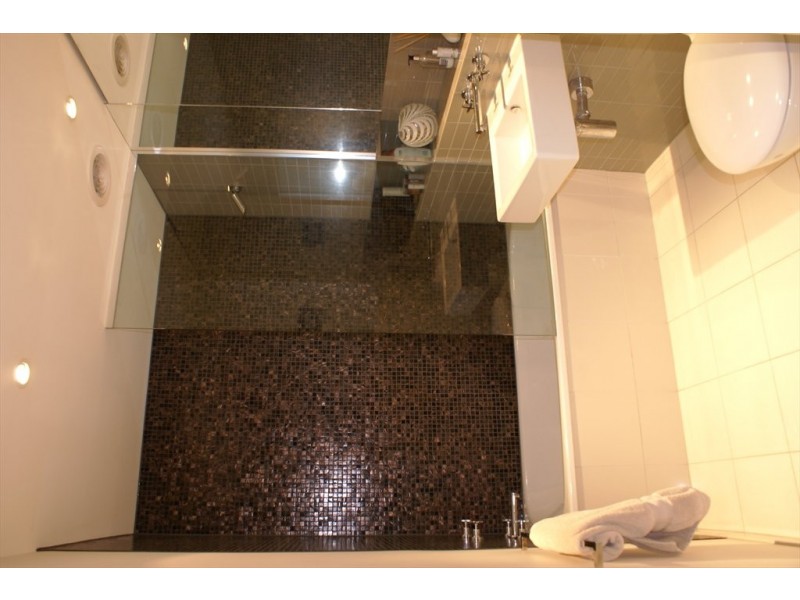 Queens Rd, Melbourne VIC 3004