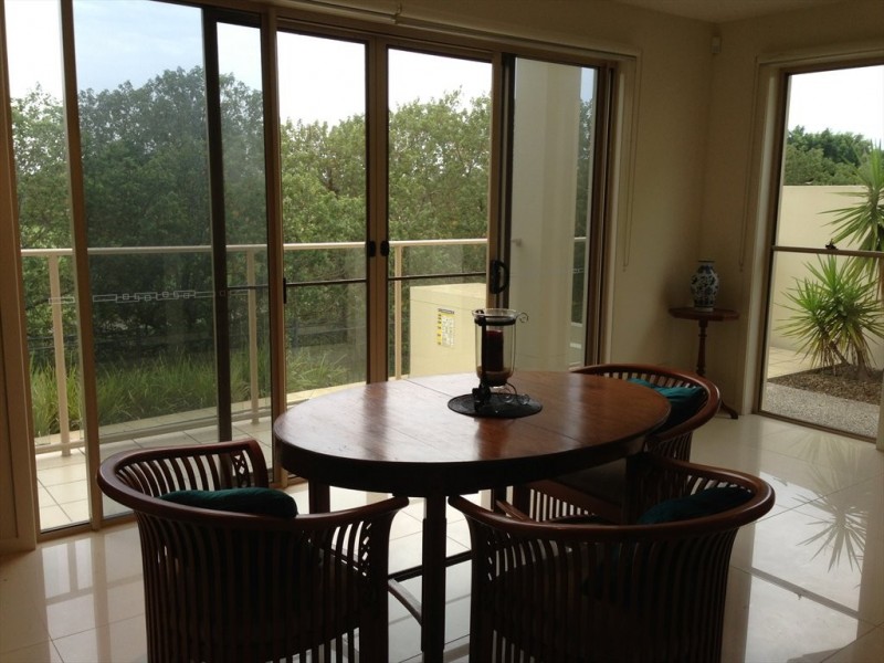 Palm Meadows drive, Carrara QLD 4211