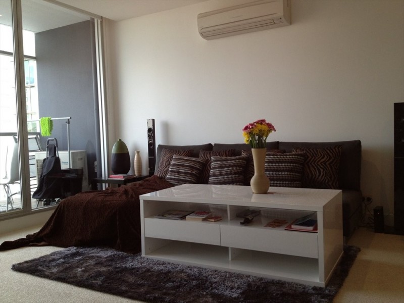Leicester, Carlton VIC 3053