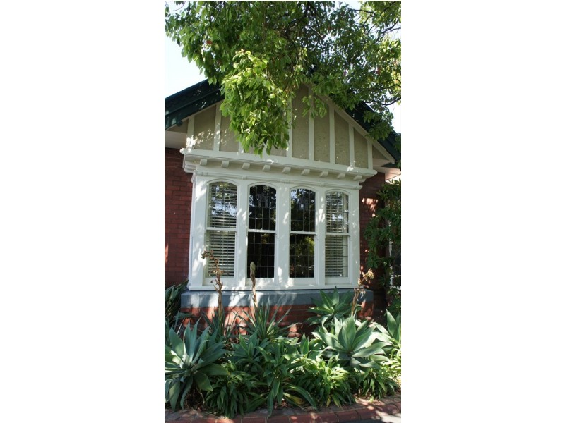 Riversdale Road, Camberwell VIC 3124
