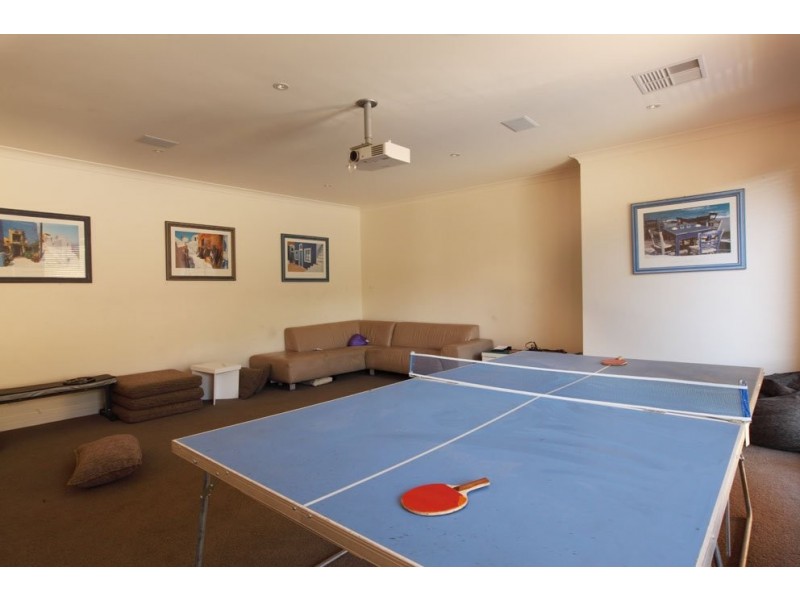 The Oaks Parade, Aberfoyle Park SA 5159
