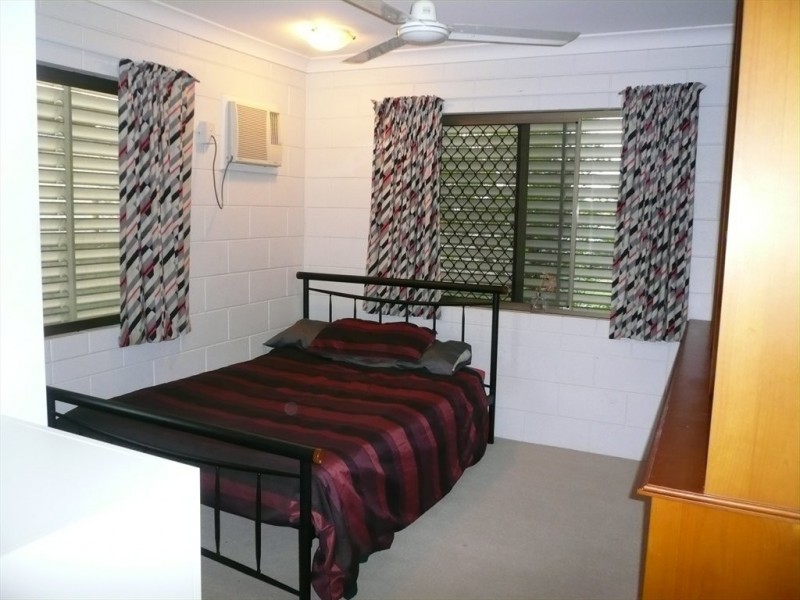 Stuart Drive, Wulguru QLD 4811