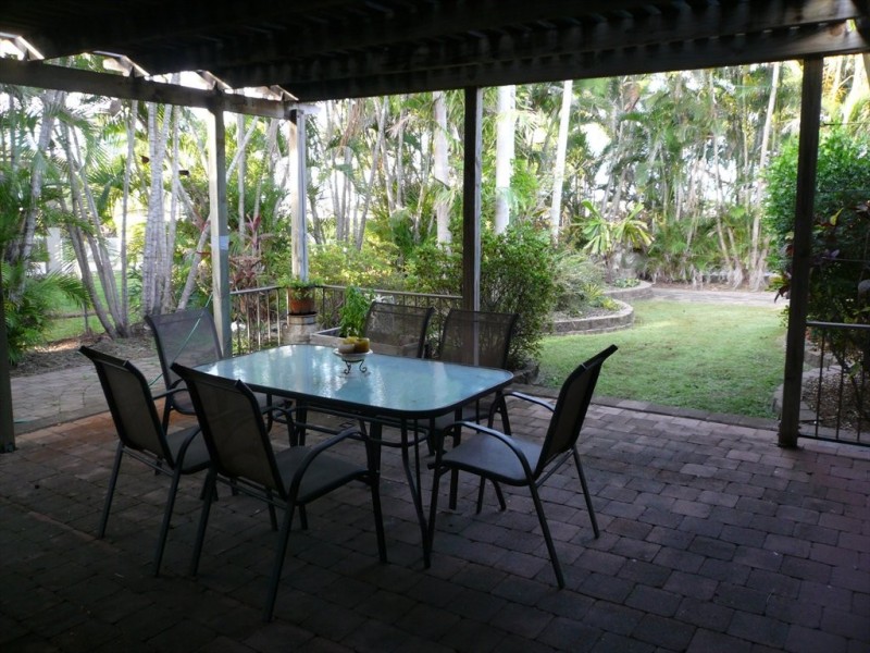 Stuart Drive, Wulguru QLD 4811