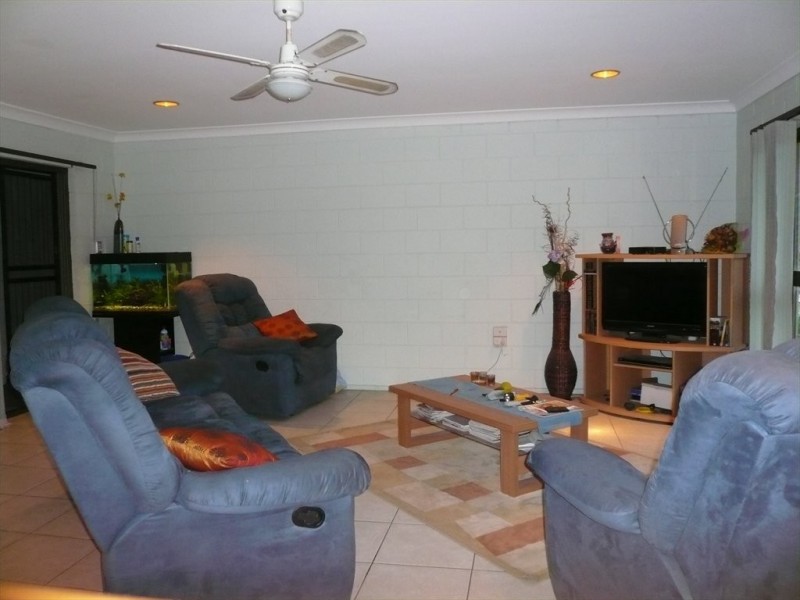 Stuart Drive, Wulguru QLD 4811