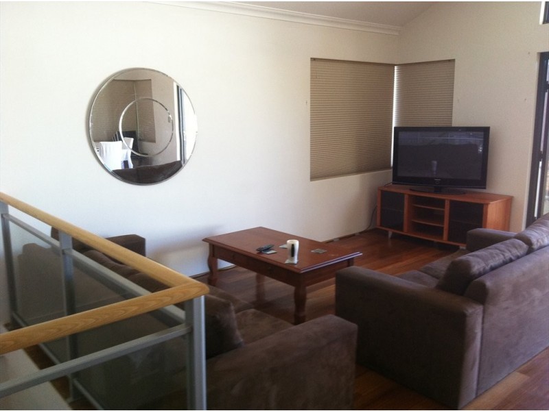 Northstead st, Scarborough WA 6019