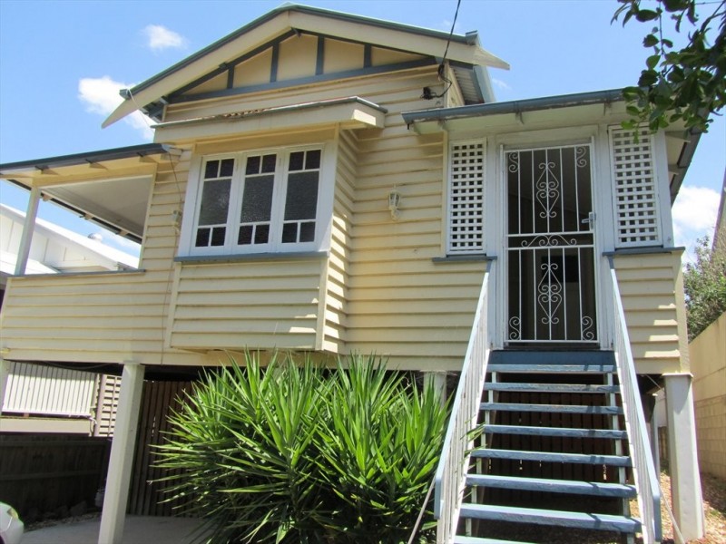 Crawford, Ashgrove QLD 4060