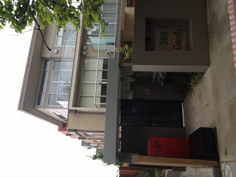 dandenong road, Caulfield North VIC 3161