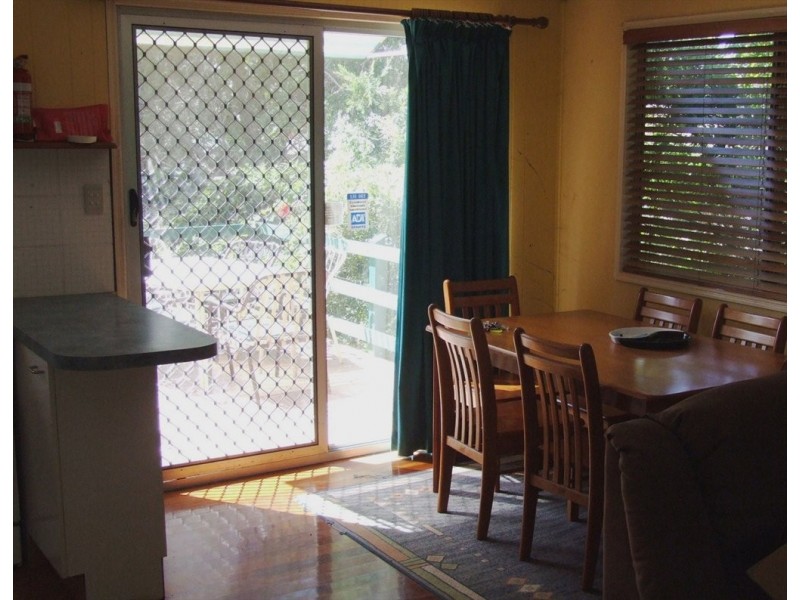 Central Street, Labrador QLD 4215