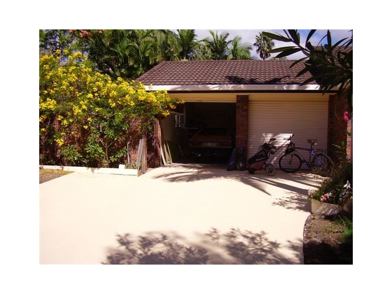 manly drive, Robina QLD 4226