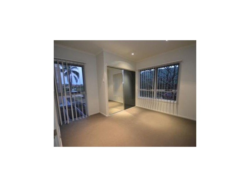 Lytton Road, Kangaroo Point QLD 4169