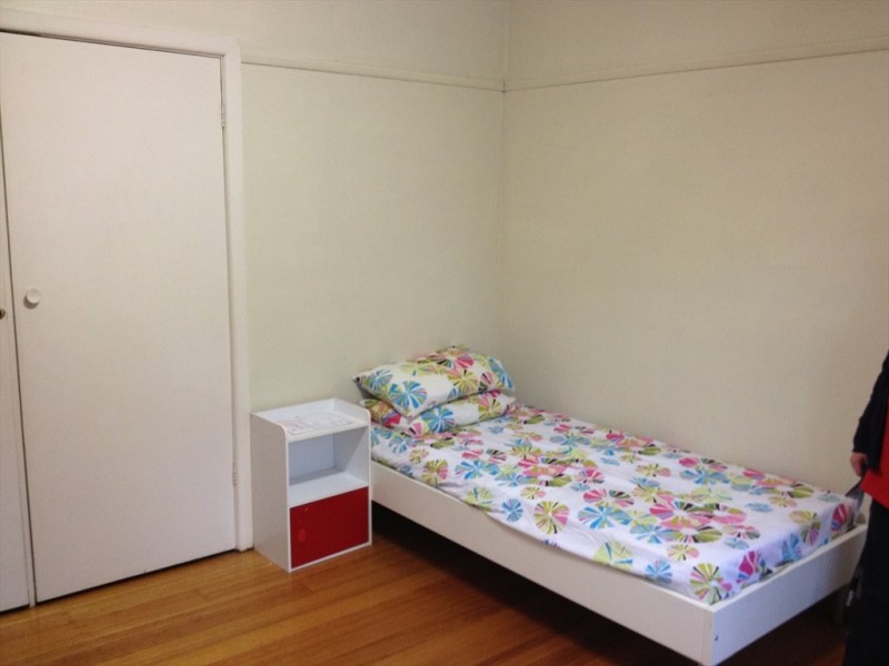Beddoe Avenue, Clayton VIC 3168