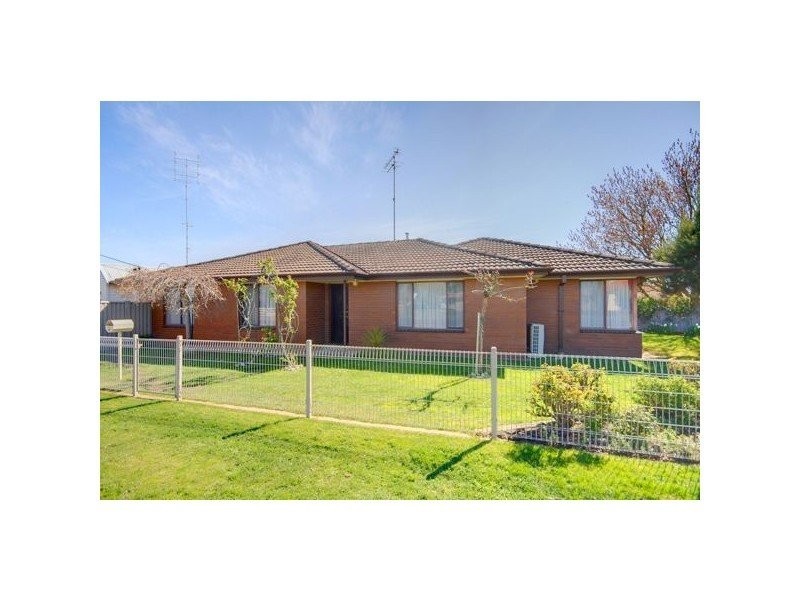 Queen Street, Sebastopol VIC 3356