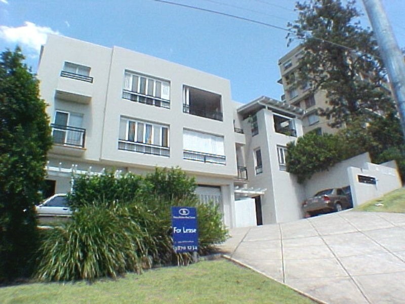 Bellevue Tce, St Lucia QLD 4067