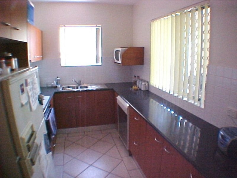 Bellevue Tce, St Lucia QLD 4067