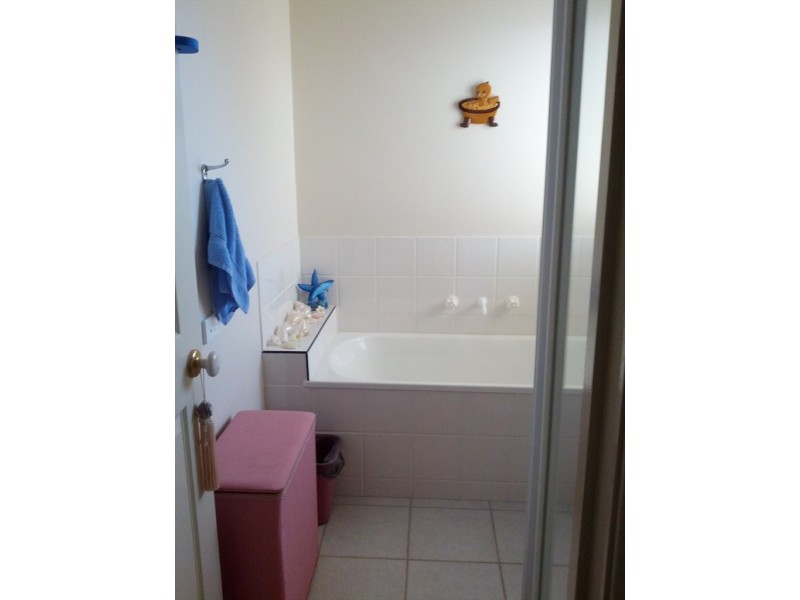 A STREET IN BERWICK, Berwick VIC 3806